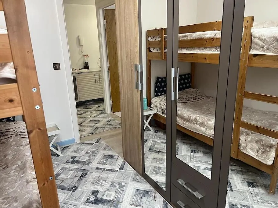 Entire Flat In Cardiff Central 0*,  United Kingdom