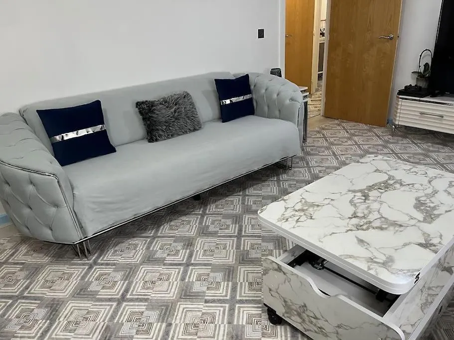 Entire Flat In Cardiff Central